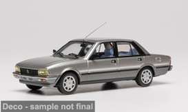 Peugeot  - 505 Turbo 1984 silver - 1:43 - IXO Models - 1005992 - ixoCLC638 | The Diecast Company
