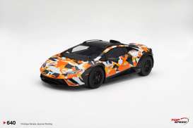 Lamborghini  - Huracan 2024 orange/white/black - 1:18 - Top Speed - TS0640 - TS0640 | The Diecast Company