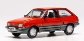 Ford  - Fiesta MK II 1984 red - 1:43 - IXO Models - 1005990 - ixoCLC636 | The Diecast Company