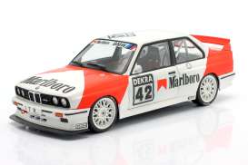 BMW  - M3  1991 white/red - 1:18 - Werk83 - W18038005 - W18038005 | The Diecast Company