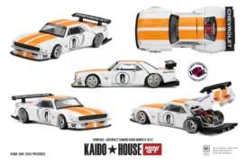 Chevrolet  - Camaro 1979 white/orange - 1:64 - Mini GT - KHMG304 - MGTKHMG304 | The Diecast Company