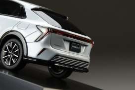 Honda  - Insight 2025 white - 1:43 - Hobby Japan - HJ431011W - HJ431011W | The Diecast Company