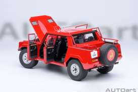 Lamborghini  - LM002 red - 1:18 - AutoArt - 74551 - autoart74551 | The Diecast Company