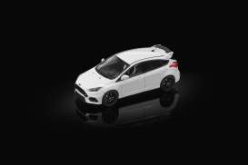 Ford  - Focus RS 2018 white - 1:64 - SunStar - 60063 - sun60063 | The Diecast Company
