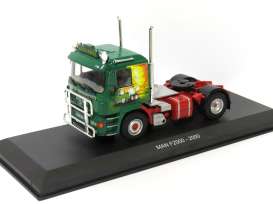 MAN  - 2000 Germany 2000 green/yellow - 1:43 - Magazine Models - 19 - mag43Truck19 | The Diecast Company