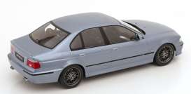 BMW  - M5 E39 1998 silverstone-blue metallic   - 1:18 - KK - Scale - KKDC181622 - KKDC181622 | The Diecast Company